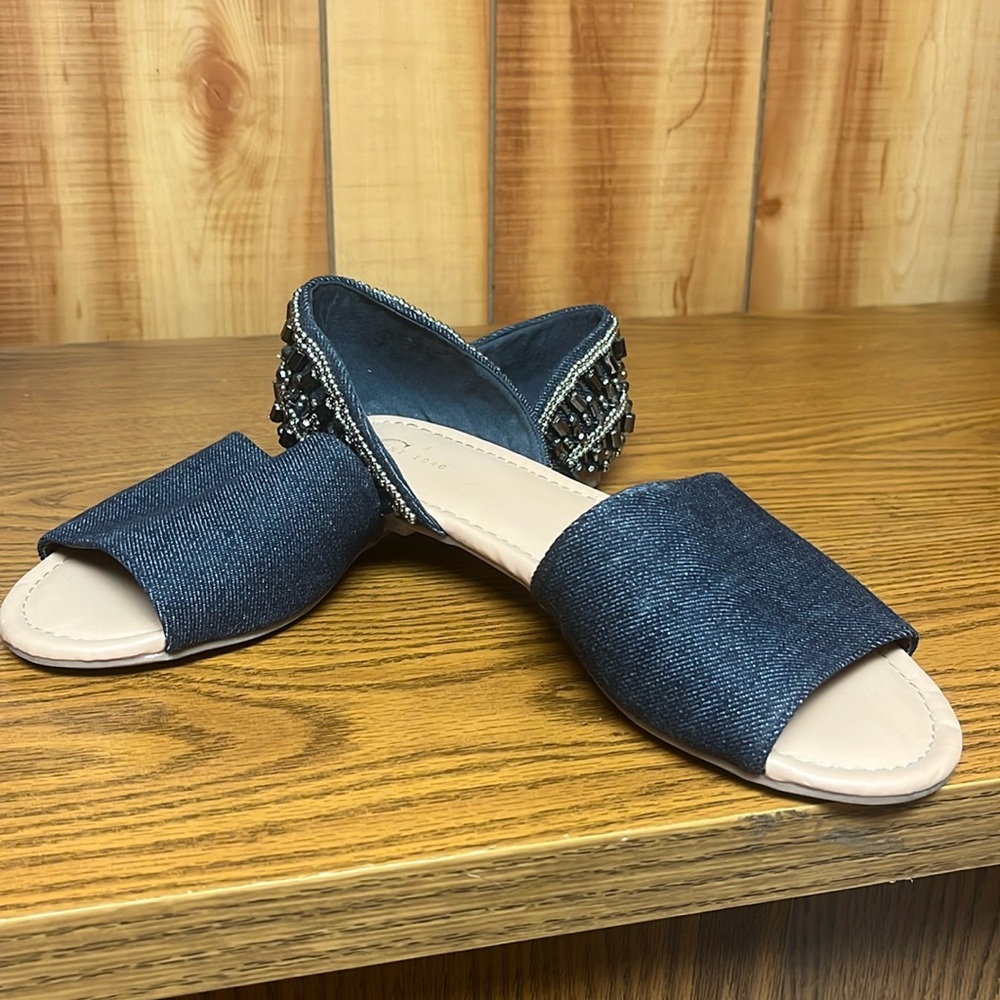 Elegant Navy Blue Women's Sandals
